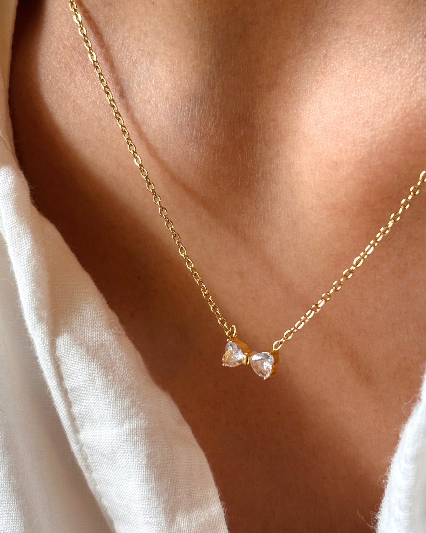 Dainty Bow Necklace