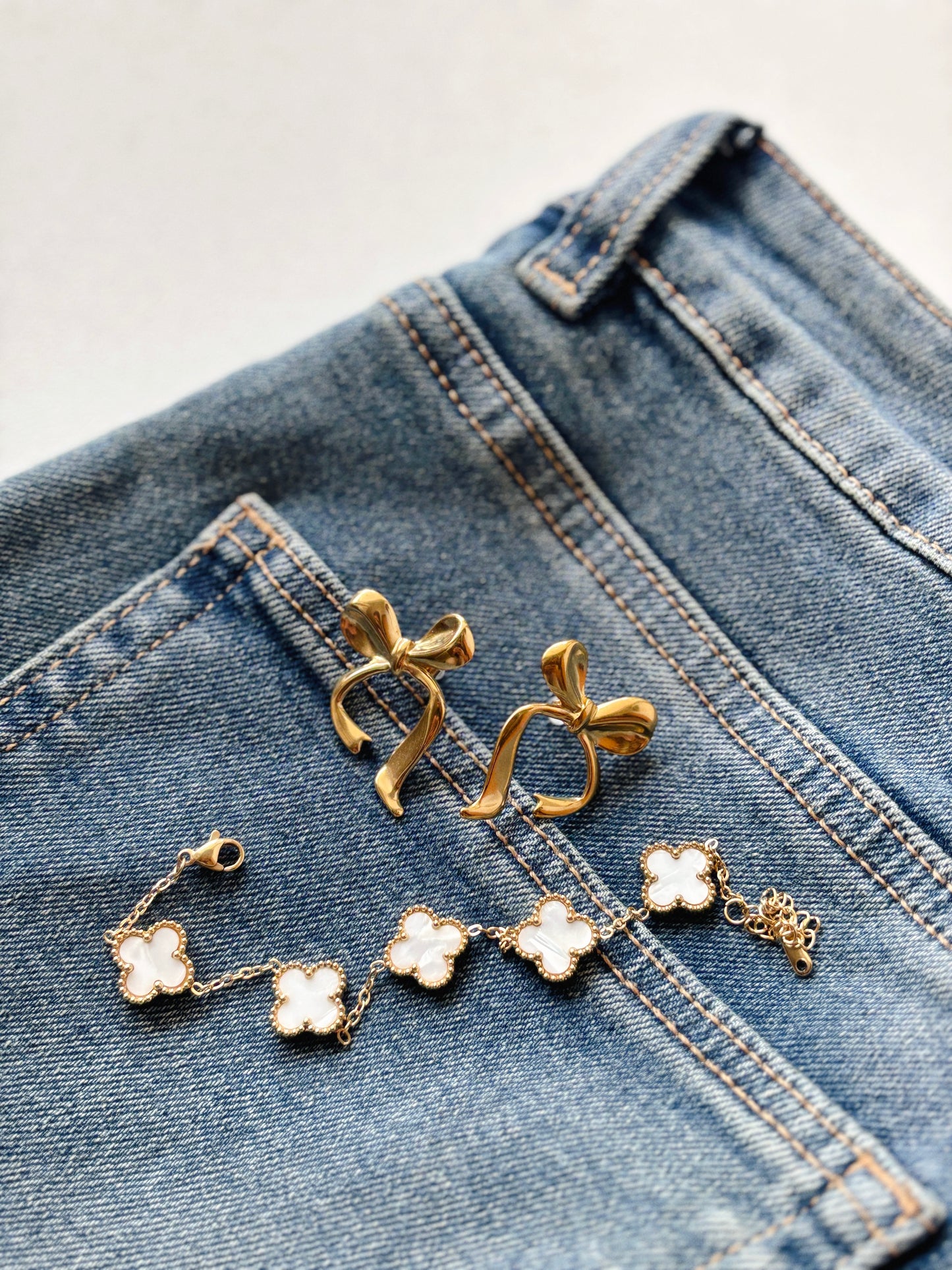 Bow Earrings