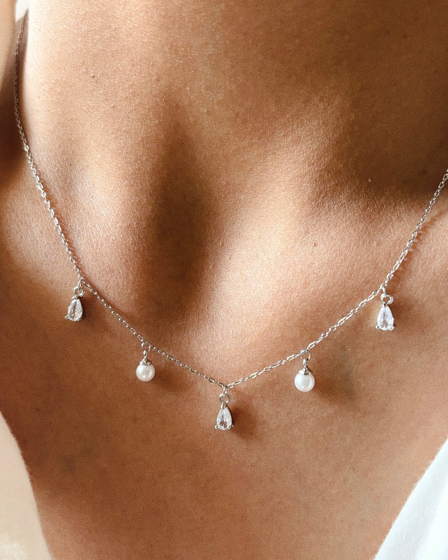 Diamond and Pearl Dainty Necklace