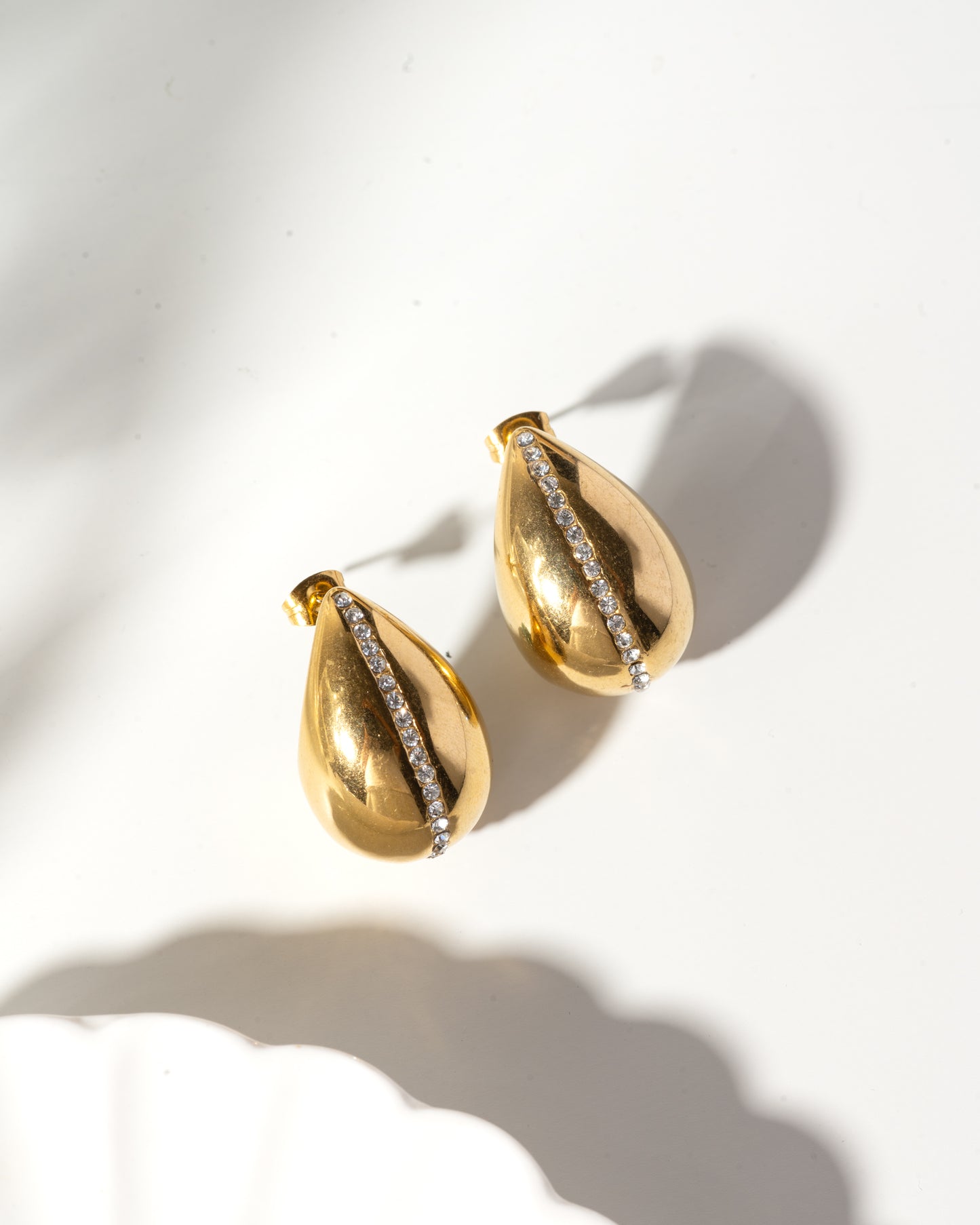 Droplet Diamond Stud