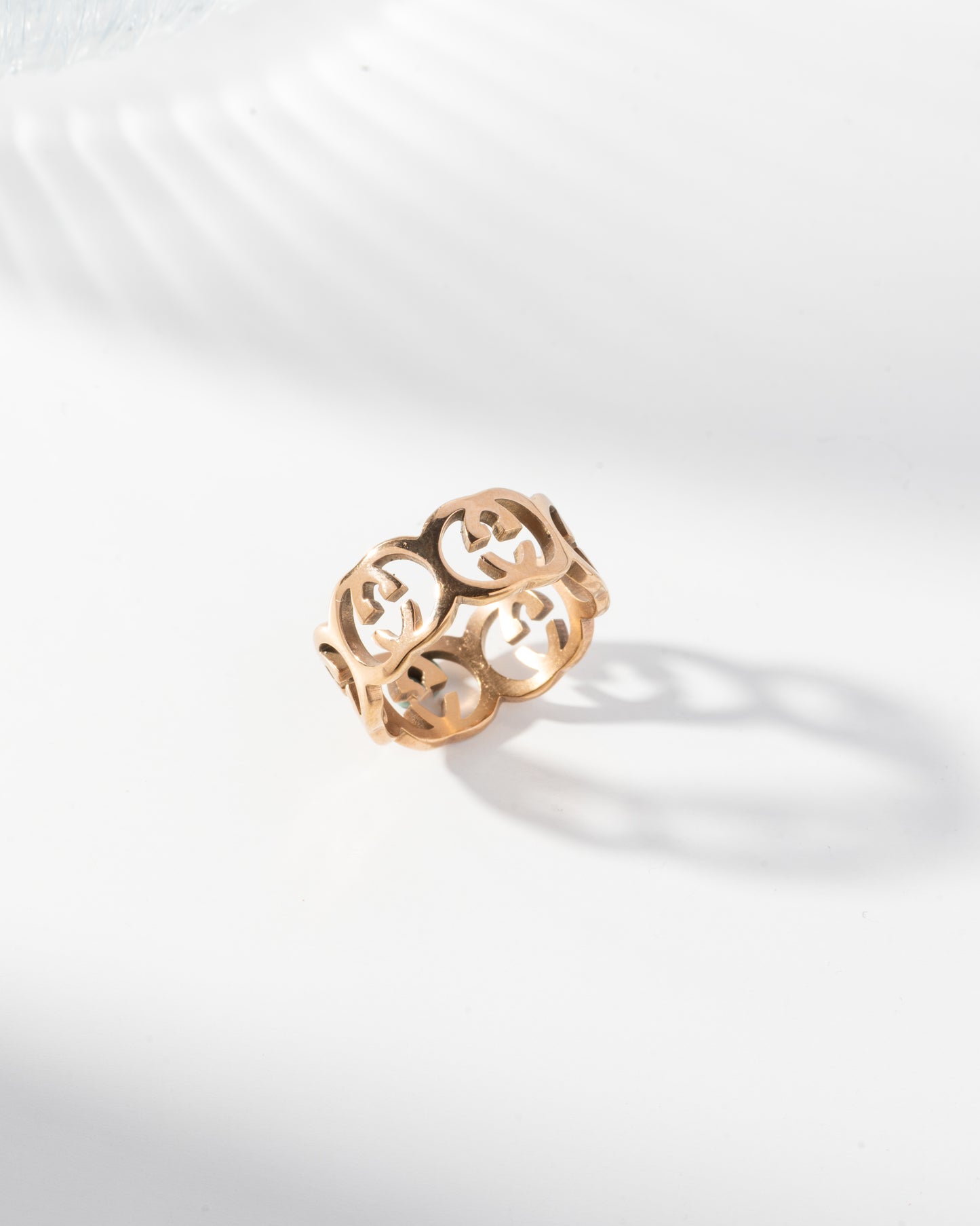 Gellen Laced Ring