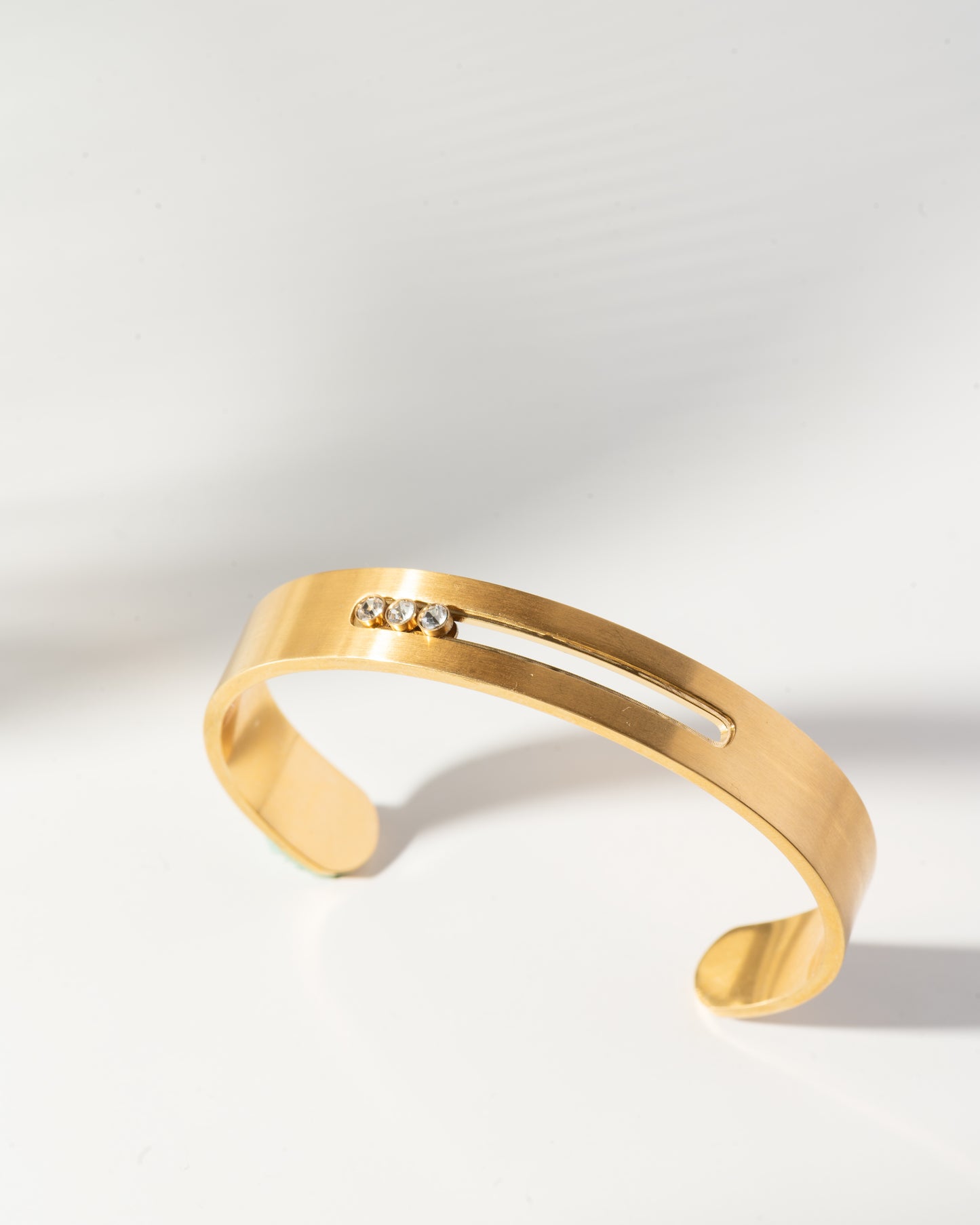 Dancing Diamond Cuff