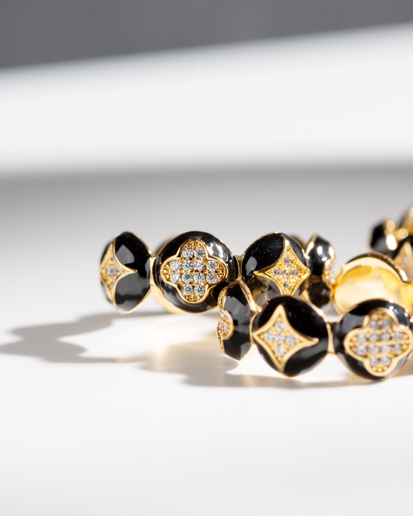 Black Clover Ring Band