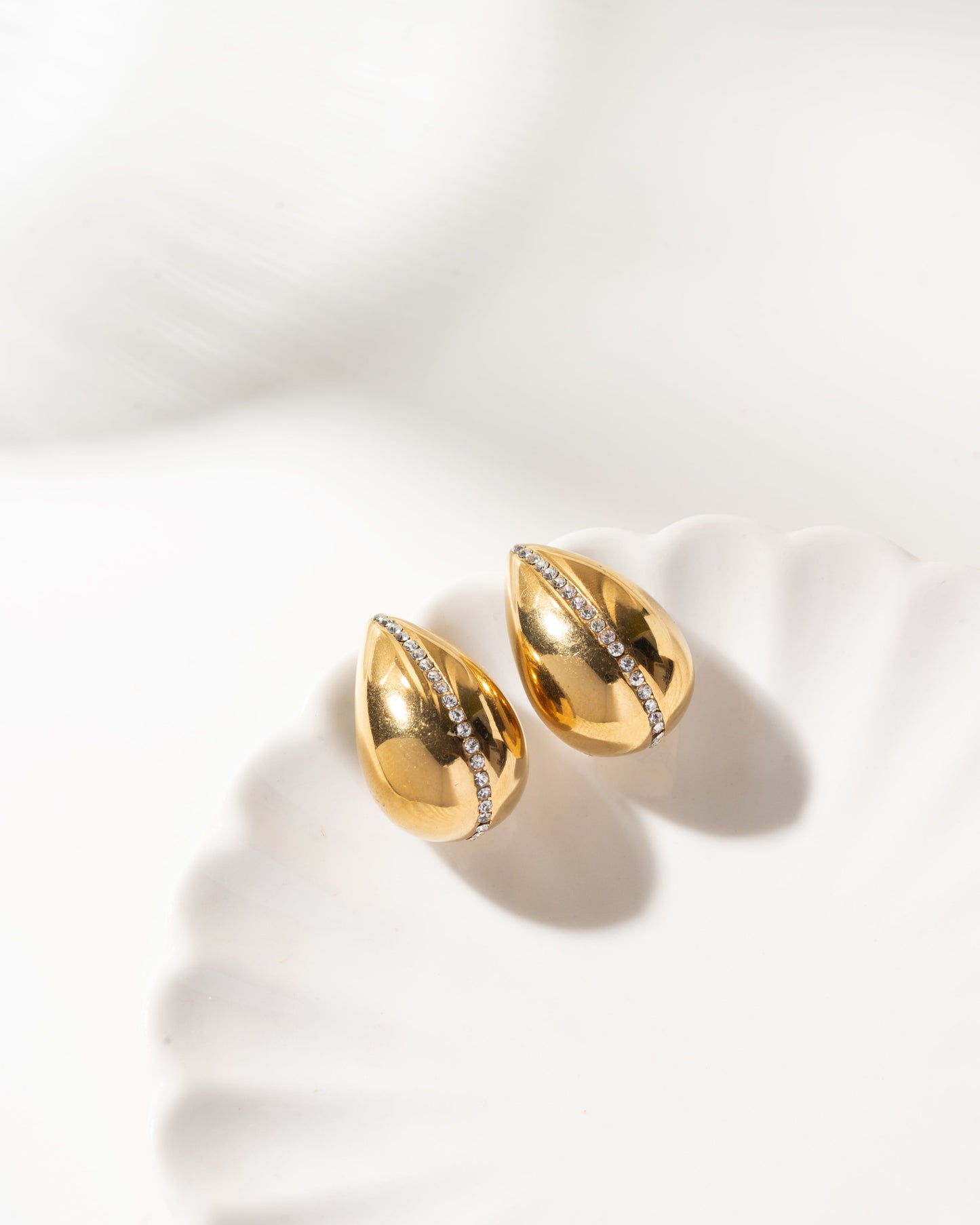 Droplet Diamond Stud