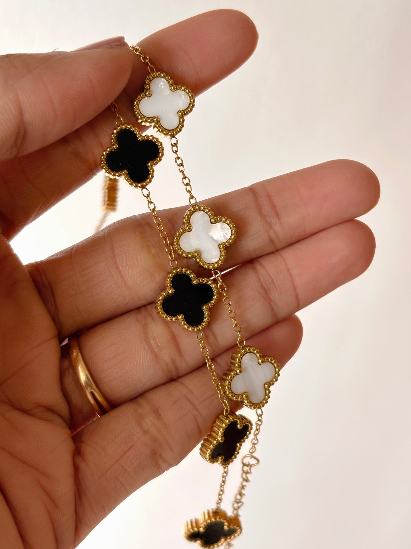 Reversible Black White Clover Bracelet