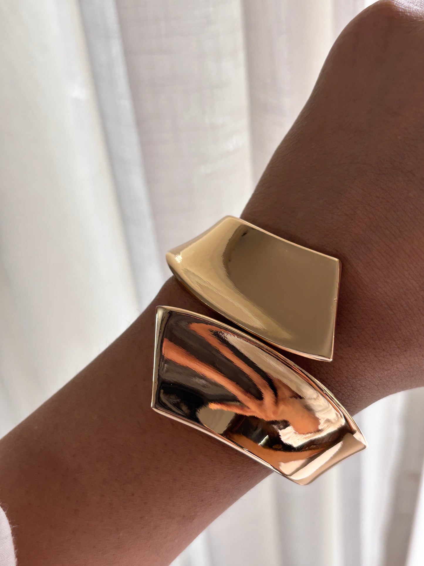 Stella Statement Cuff
