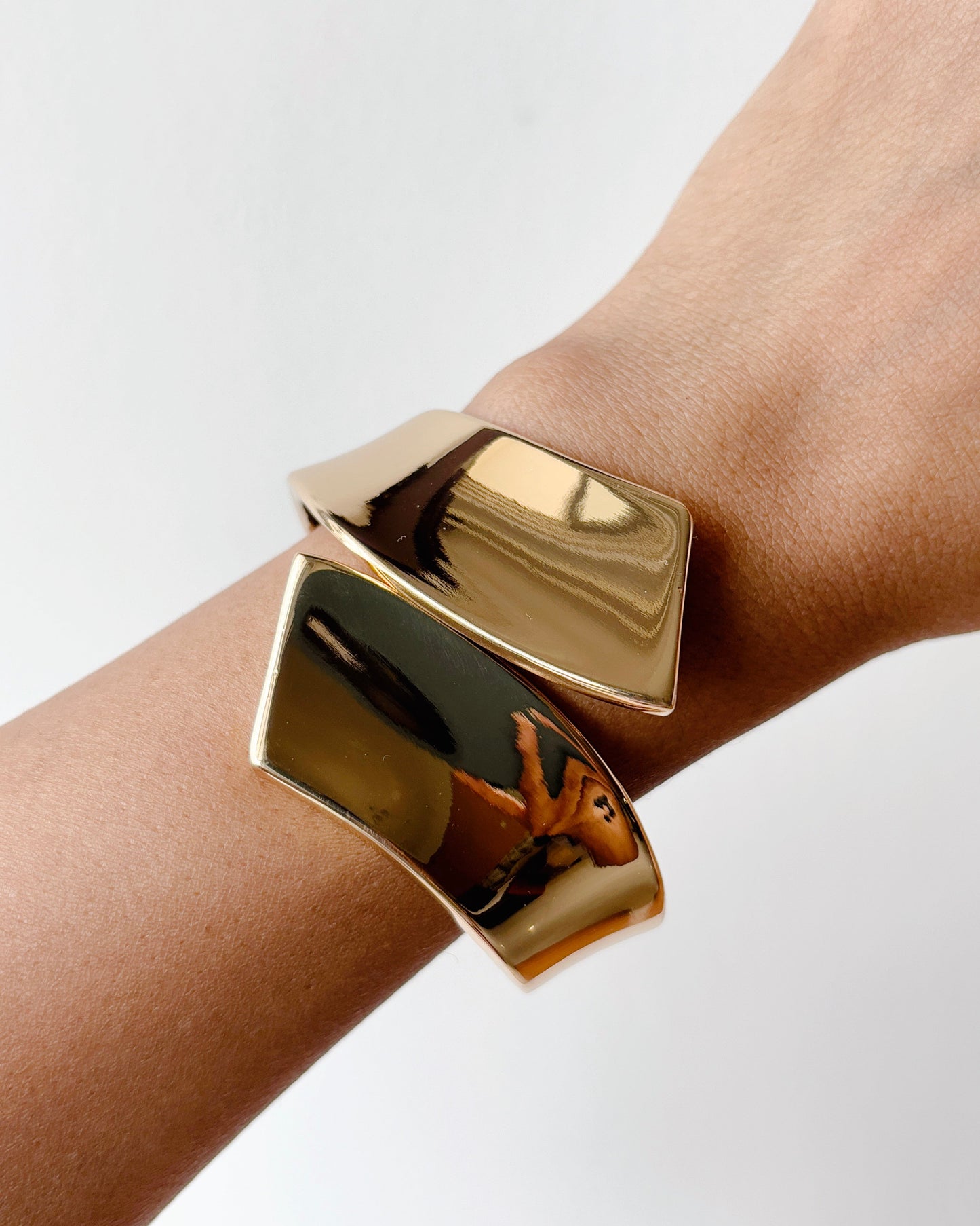 Stella Statement Cuff