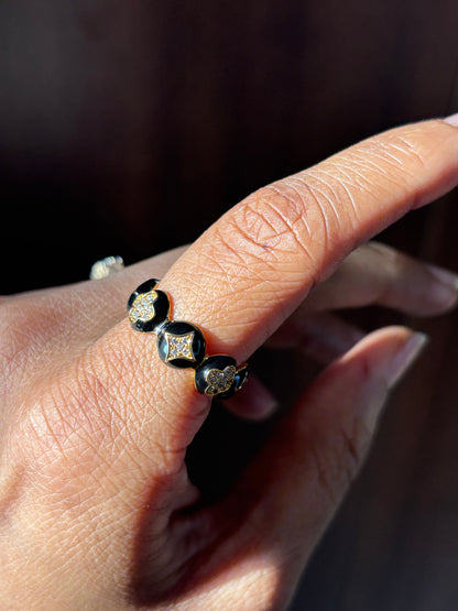 Black Clover Ring Band