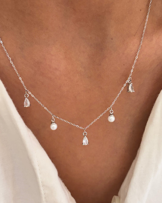 Diamond and Pearl Dainty Necklace