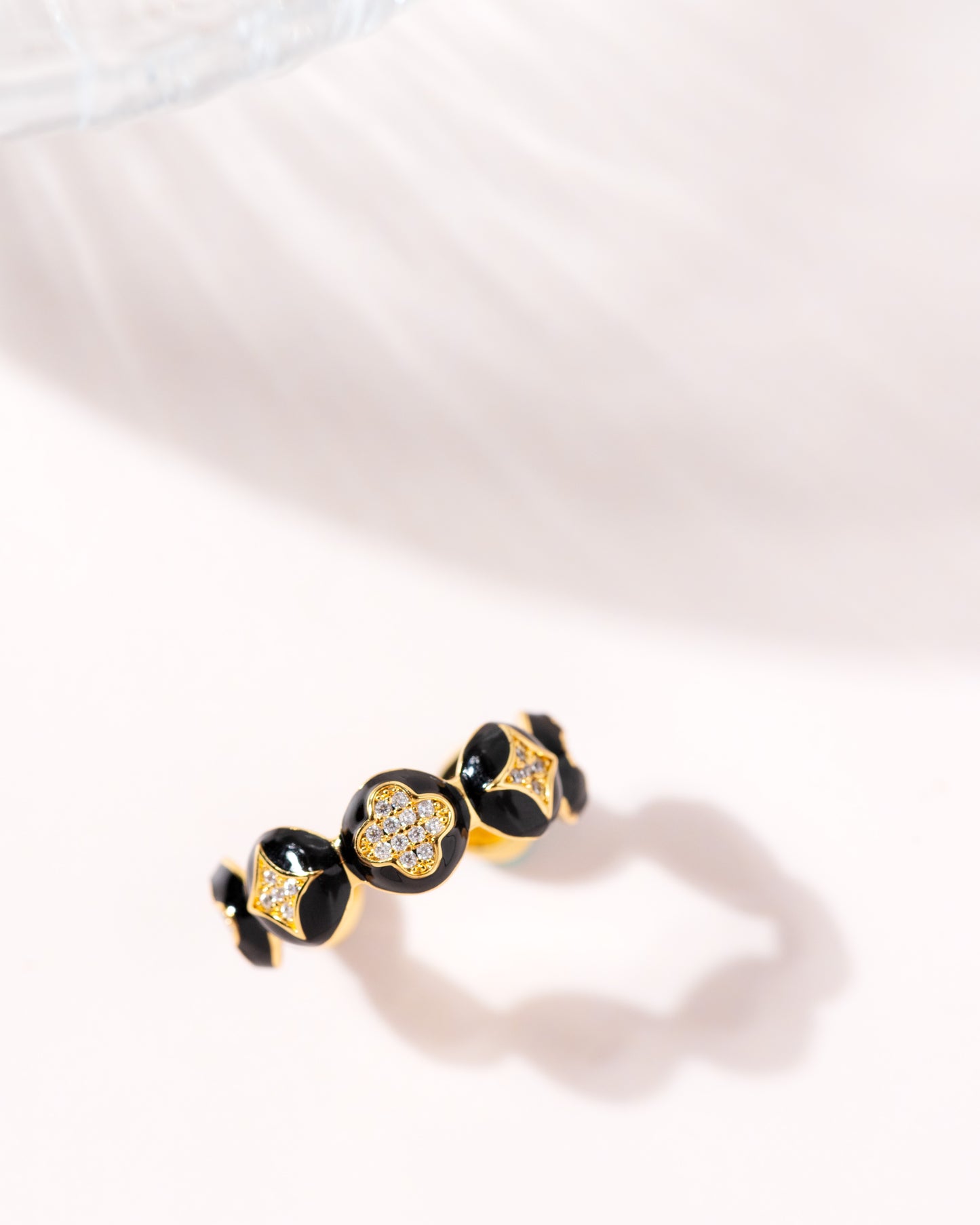 Black Clover Ring Band