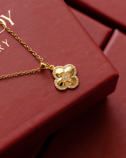Diamond Clover