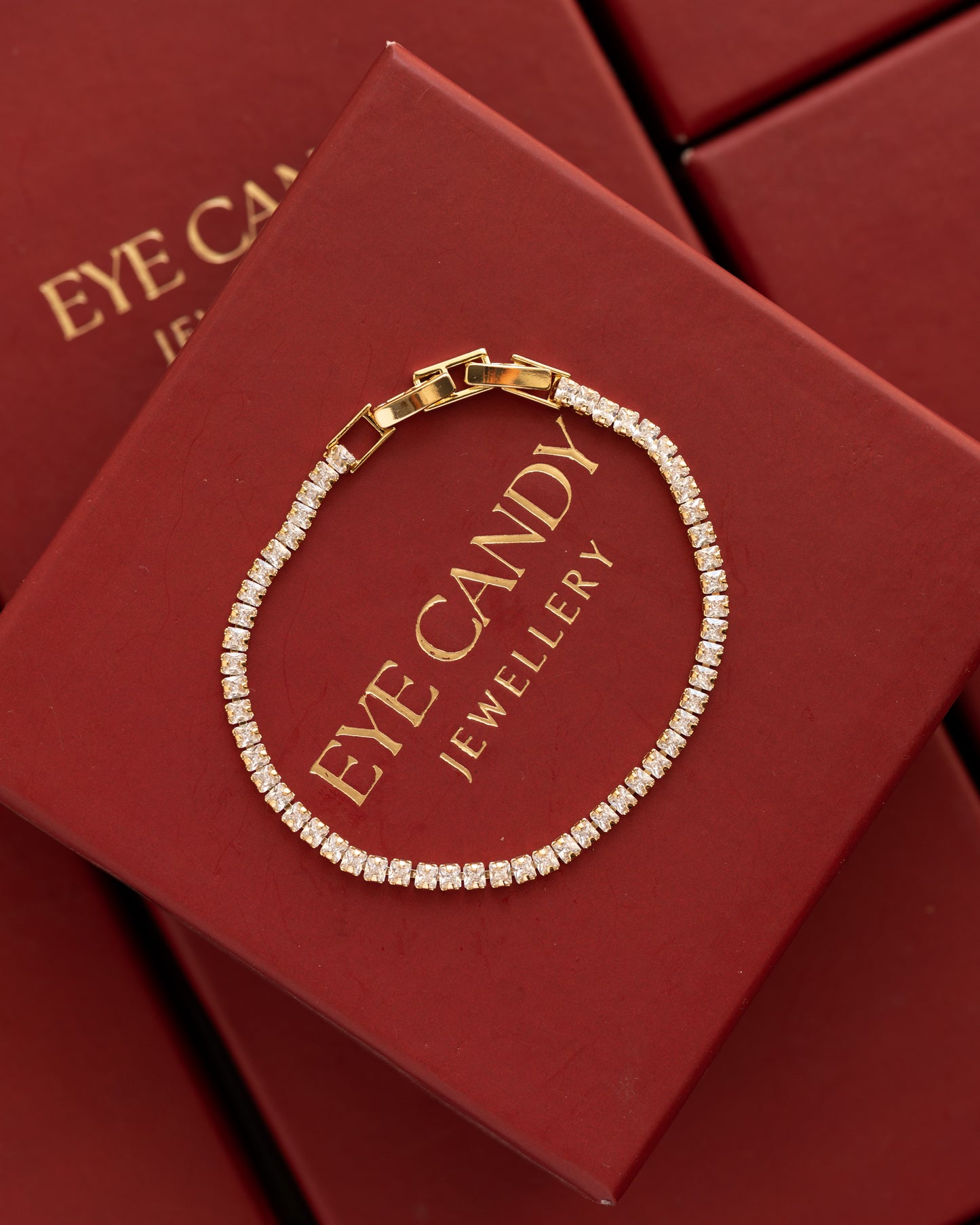 Sleek Gold Tennis Bracelet