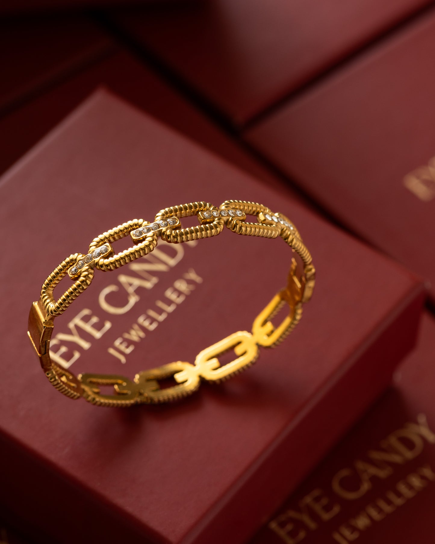 Linked Diamond kada