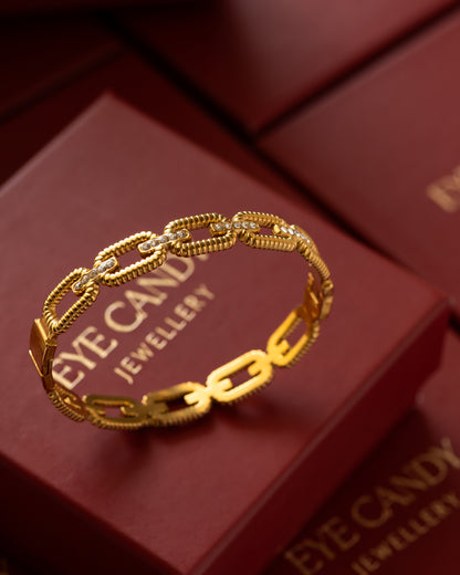 Linked Diamond kada