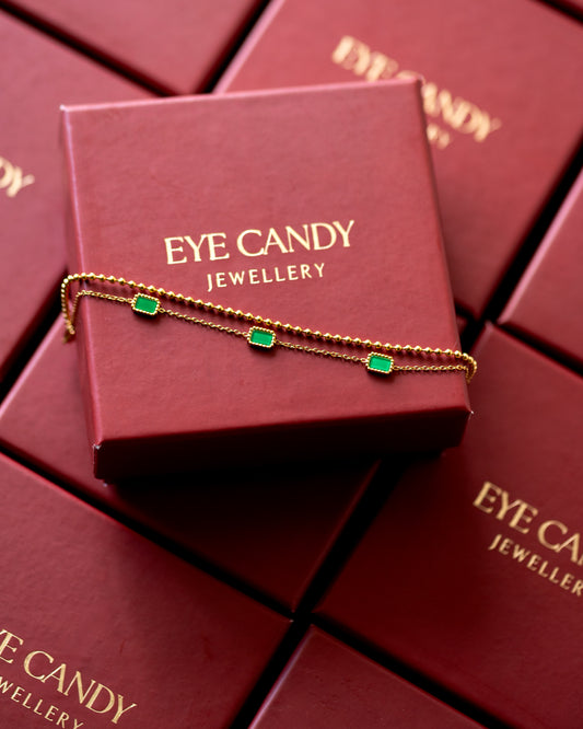 Emerald dainty Bracelet